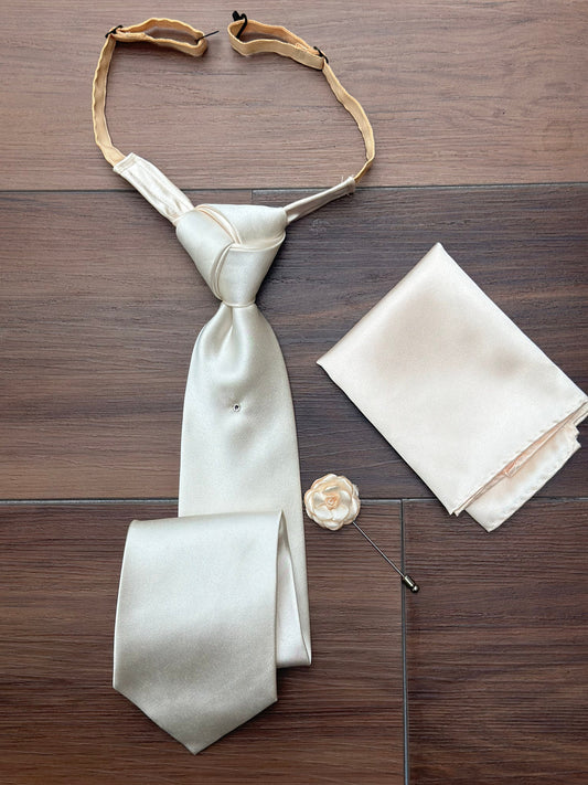 Double Trinity Knot Necktie: Pre-tied Wedding Neckwear