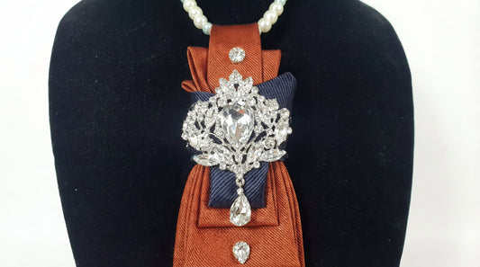 Queen Vibes Necktie for Weddings, Business and Formal Evets