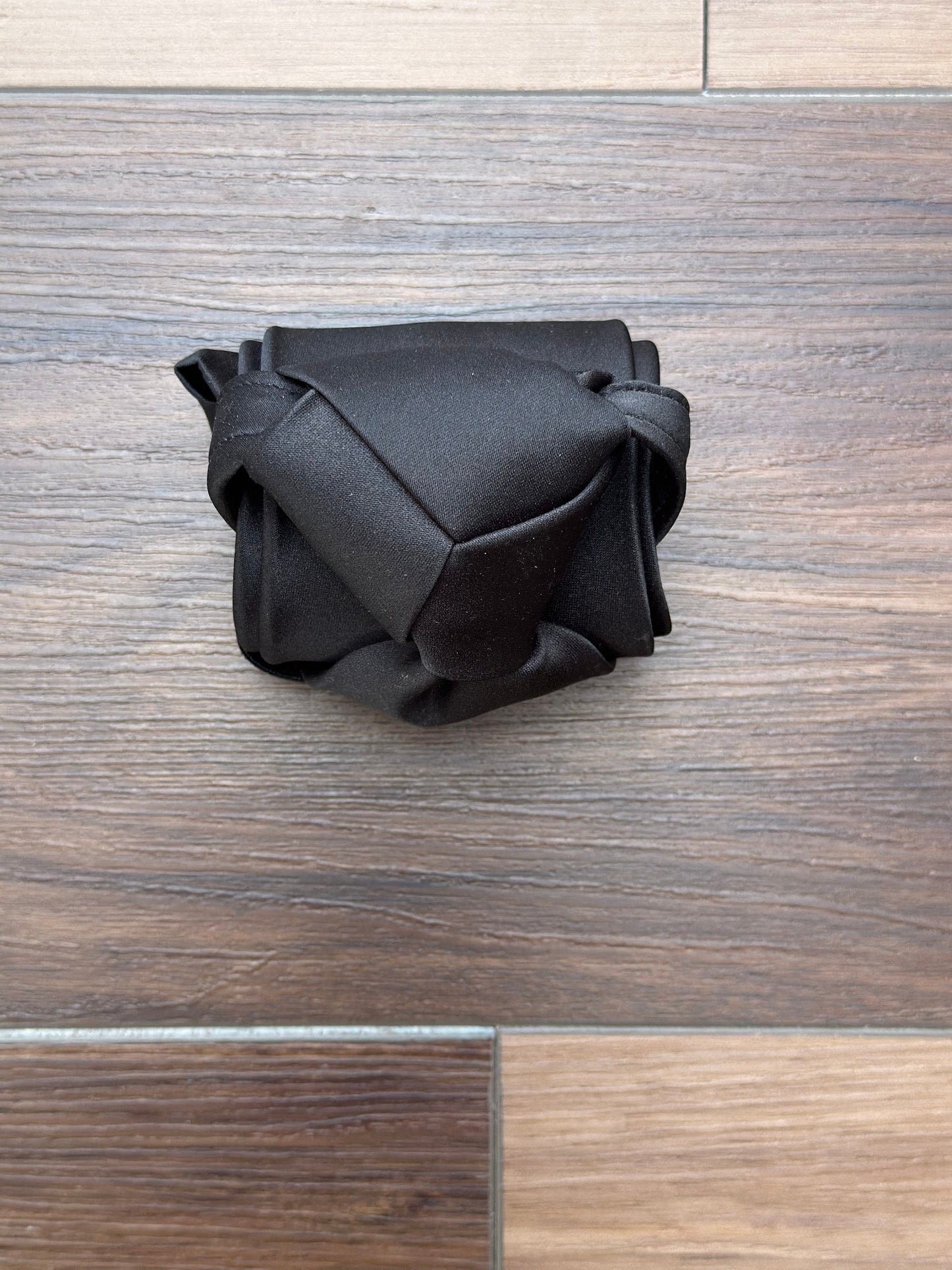 Trinity Knot Pre-tied Necktie: Adjustable Wedding Groomsmen Tie