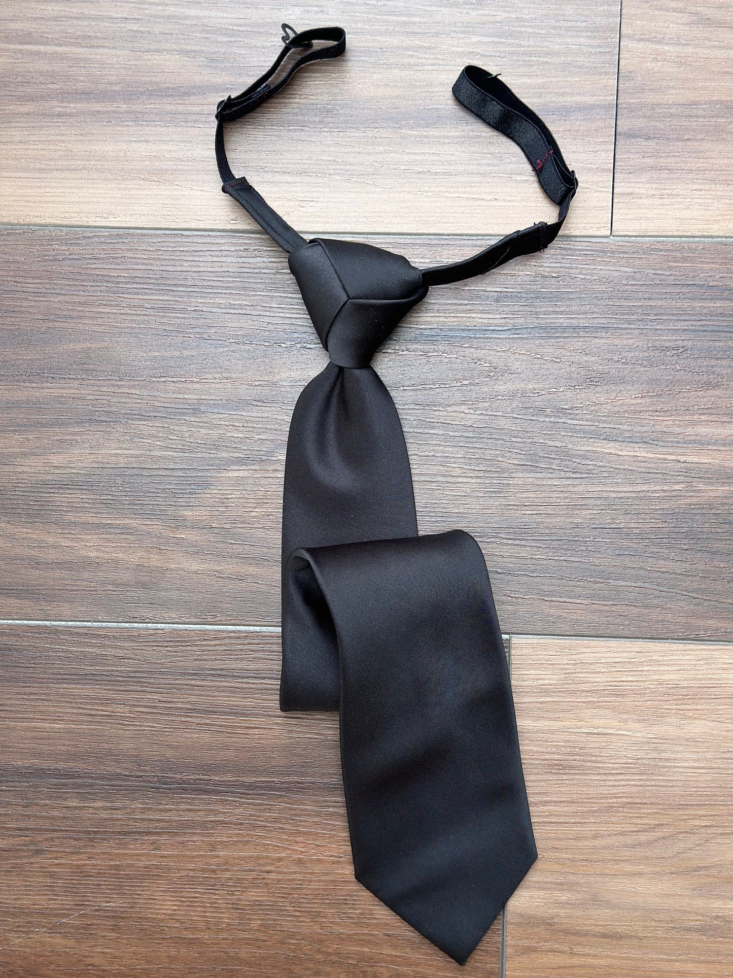 Trinity Knot Pre-tied Necktie: Adjustable Wedding Groomsmen Tie