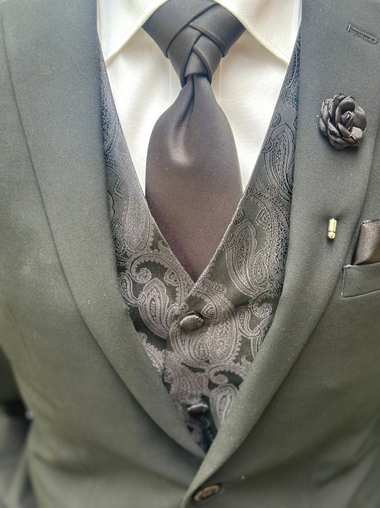 Eldredge Knot Pre-tied Necktie: Adjustable Wedding Groomsmen Tie