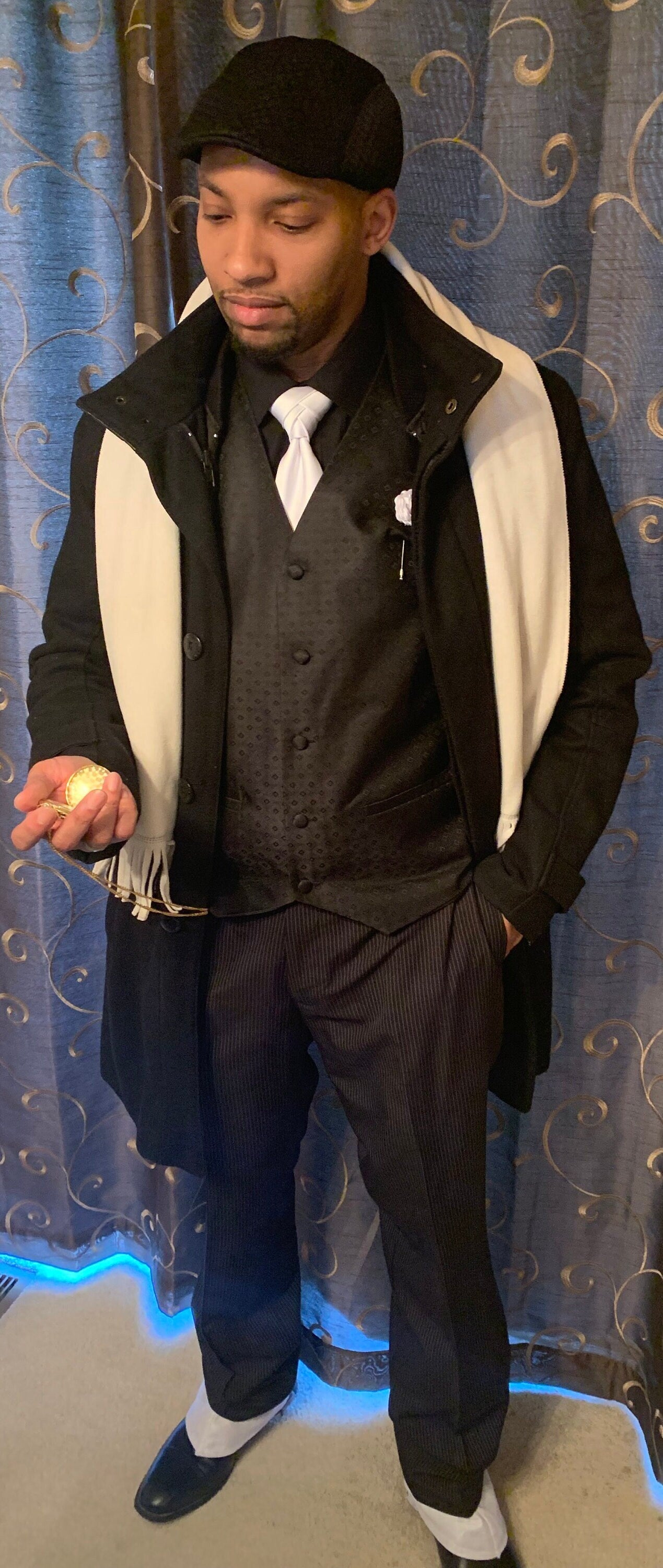 Eldredge Knot Pre-tied Necktie: Adjustable Wedding Groomsmen Tie